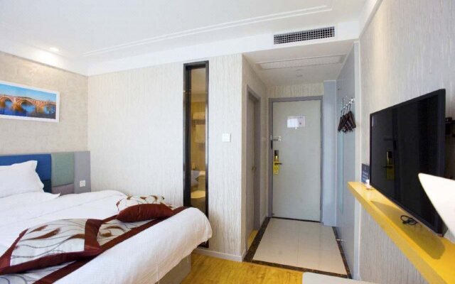 Super 8 (Beijing West Balizhuang Road)