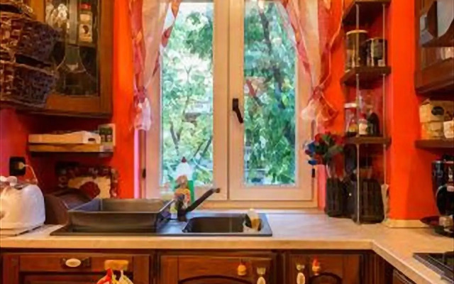 Romantic & Artistic Apartment