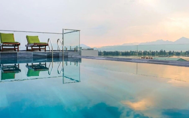 The Fish Village Villa