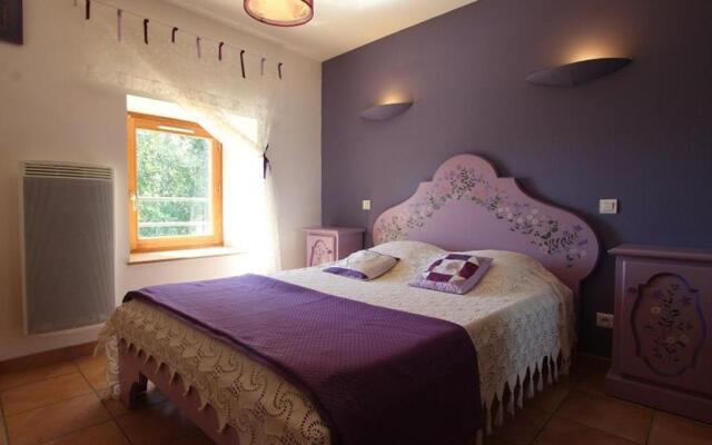 GiTE ROCHE-EN-RéGNIER, 4 PIèCES, 8 PERSONNES - FR-1-582-192