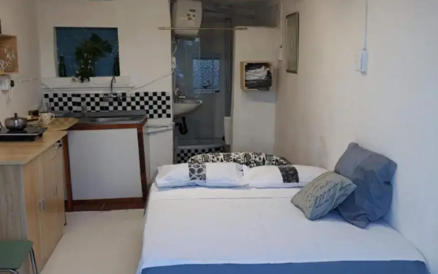 Cozy Private En Suite Studio