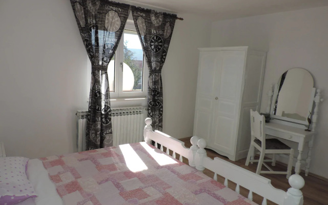 Holiday Home Voloder