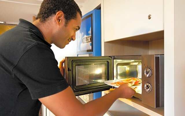 hotelF1 Narbonne Sud