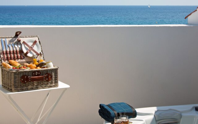 Grand Hotel Des Sablettes Plage, Curio Collection By Hilton