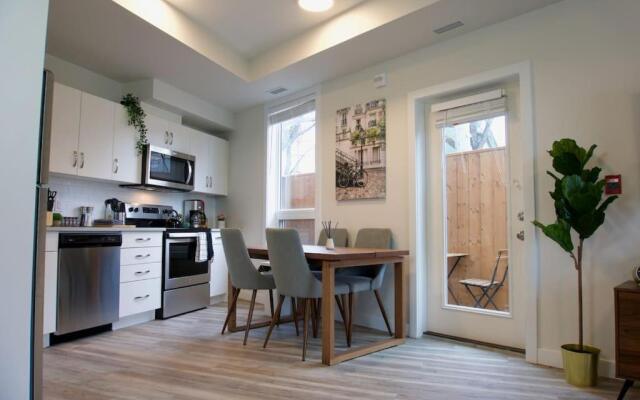 Gorgeous Modern 2BD Condo Heart of Wpg Coffee Location