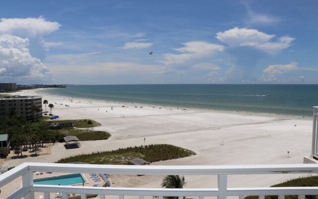 Jamaica Royale - 803 - 2 Br Condo