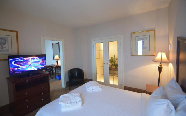 Prince Arthur Waterfront Hotel & Suites