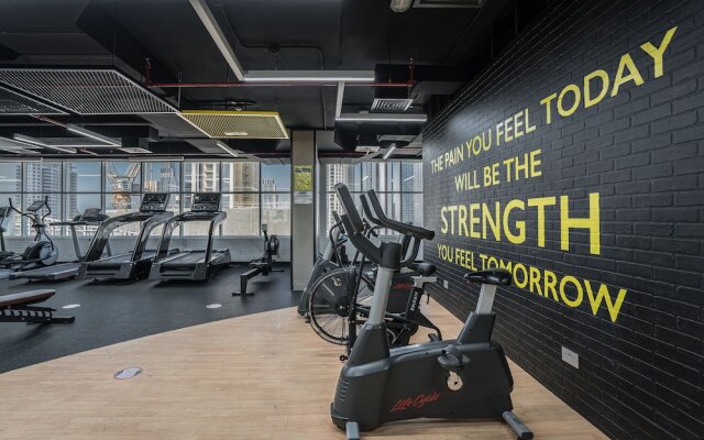 HiGuests - Burj Al Nujoom Tower