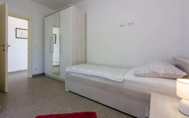 Apartment Anton RI 3 1 pax