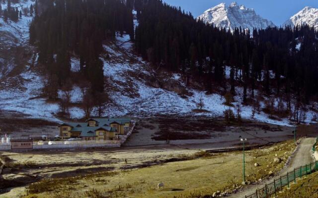Pine Spring Resort Sonamarg