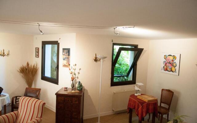 Citotel La Chaumiere Roz Aven