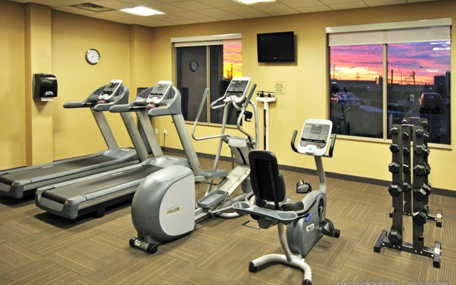 Holiday Inn Express & Suites Vaughan-Southwest by IHG