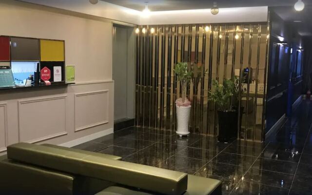 Carino Hotel
