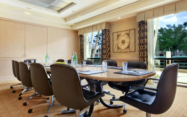 Hilton Boca Raton Suites