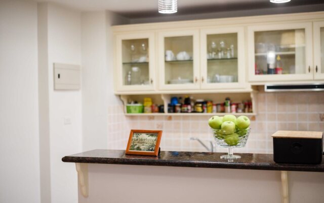 City View Apartment