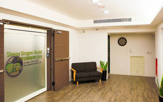 Sleepy Dragon Hostel