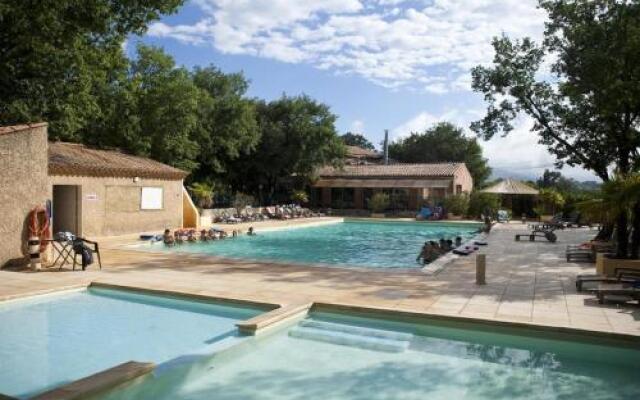 Domaine des Chênes Blancs - Camping