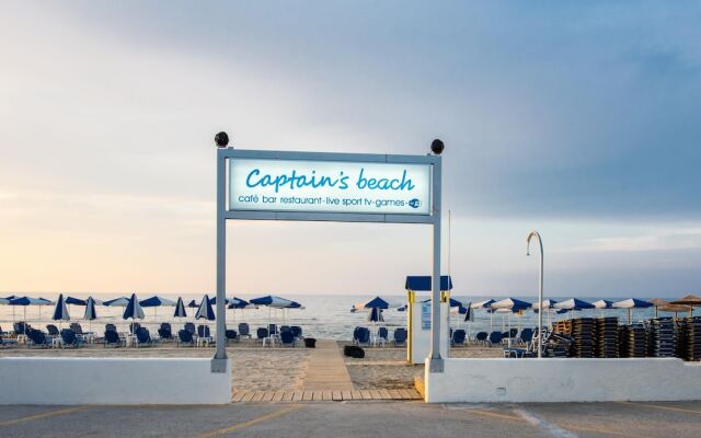 Mikes Beach Apartments & Studios
