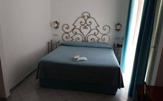 Hotel Bristol