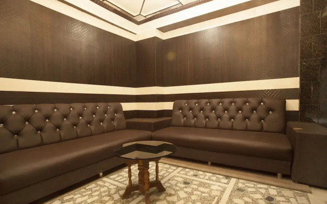 OYO 576 Hotel Daniel