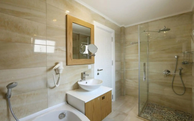 Payam Hotel