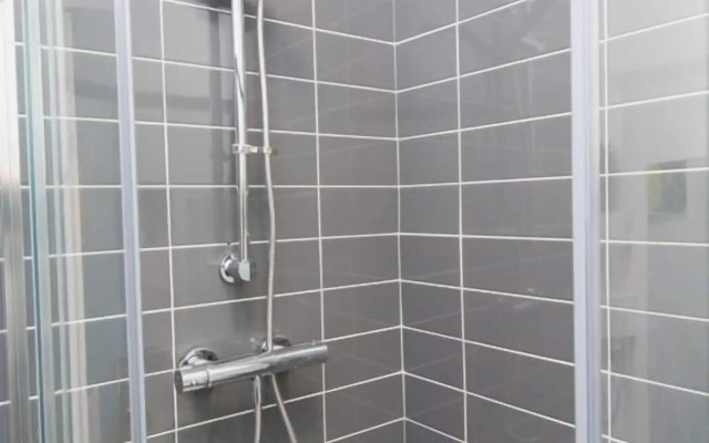 Townhouse @166 Ruskin Rd