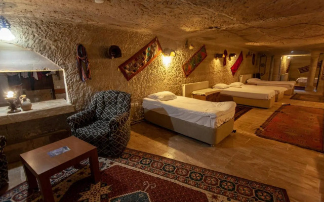 Seven Rock Cave Hotel