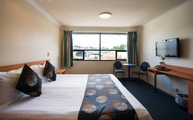 Black Buffalo Hotel