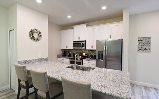 4-Bedroom Villa in Davenport Champions Gate-1610EMVDI