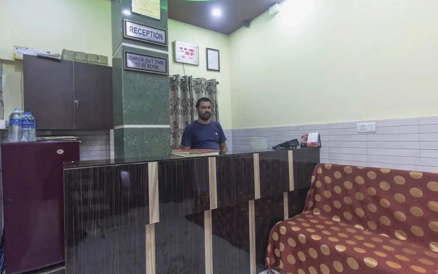 Bidhan Plaza by OYO Rooms