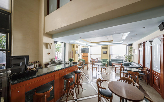 Rex Hotel