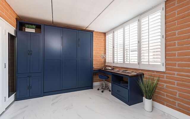 Northland Glam 3BR by Casago