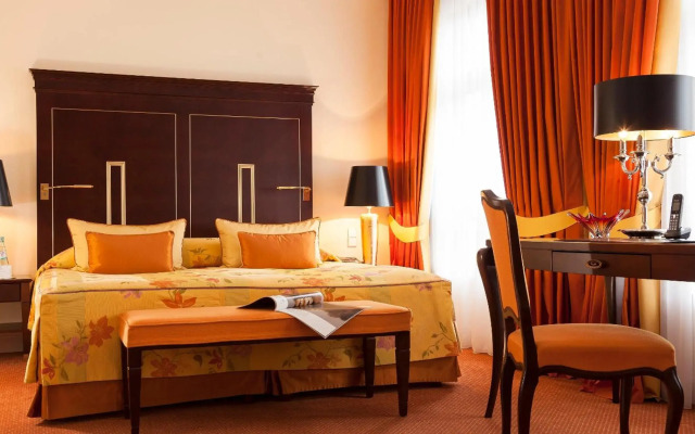 Relais & Châteaux Hotel Bülow Palais