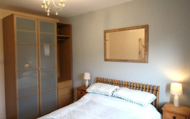 Doncaster Central Apartment Sleeps 5 Very Quiet