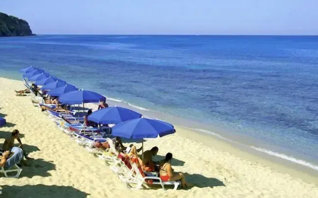 Sunshine Beach Resort