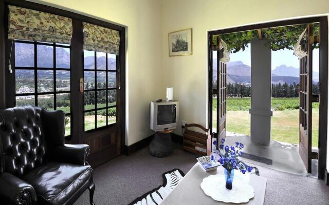 Elephant Lodge