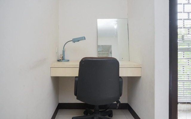 Cozy and Tidy Studio at 19 Avenue Apartment