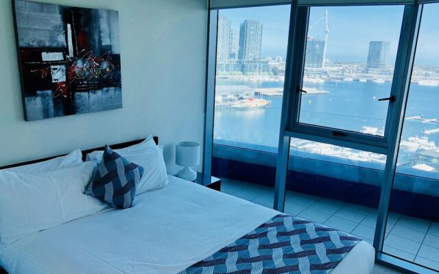 Astonishing Docklands View Deluxe Room