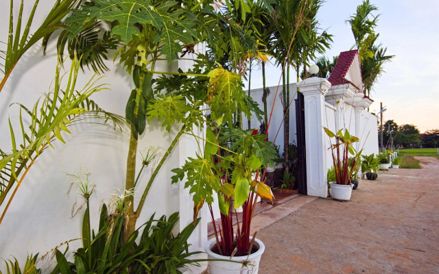 Overflow Guesthouse