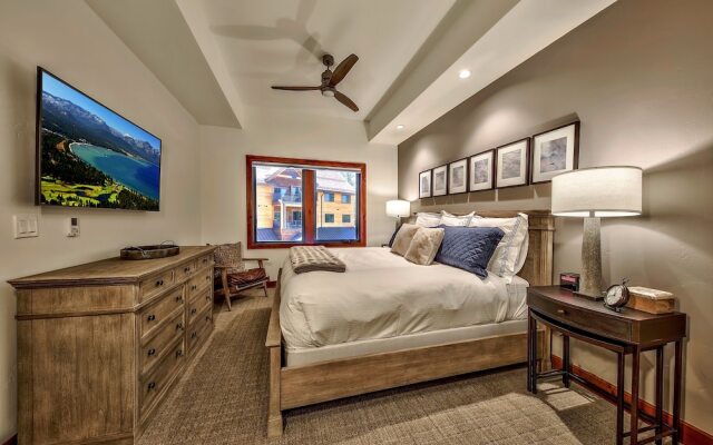 Steps From Heavenly Village & Gondola-luxury 3br 3 Bedroom Condo by RedAwning