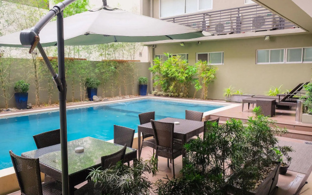 ZEN Rooms Zobel Roxas Street Makati