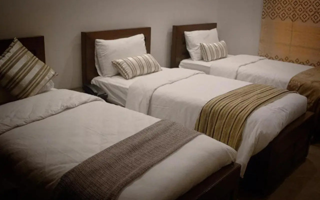 Zifan Hotel & Suites