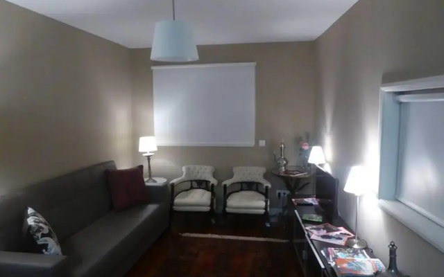 Luminous Central Apartment