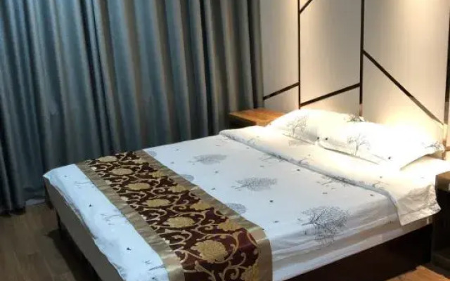 Dongfang Hotel (Feixian Shengli Road Store)