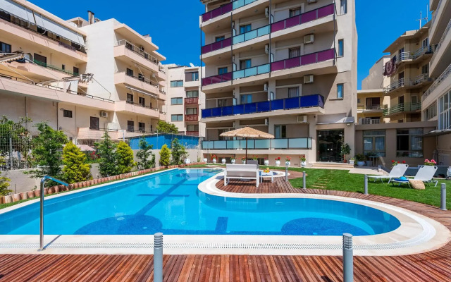 Leonidas Hotel & Apartments