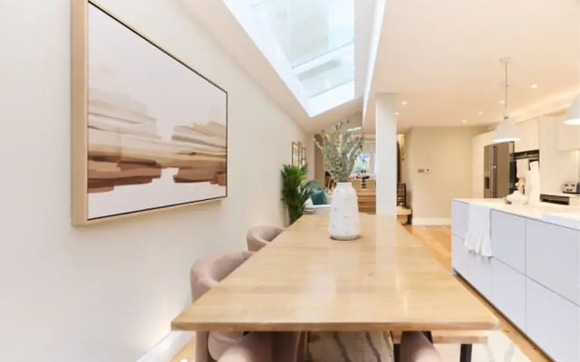 The Latimer Wonder - Stunning 5bdr House With Garden