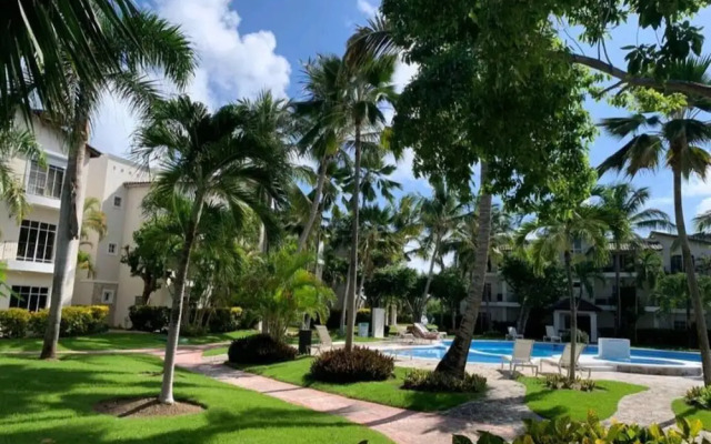 Punta Cana - Apartment - Sleeps 4 - Pool - Hot Tub