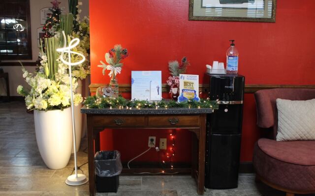 Ramada Perry Near Fairgrounds