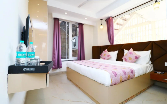 Hotel Leo Saffron