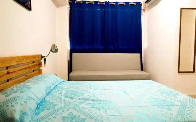 Bostoc, Knocking on Cuba